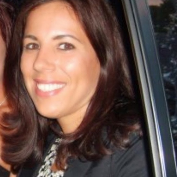 Meet your Posher, Cindy - Picture 1 of 1